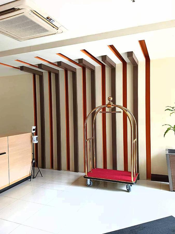 The Palm Tree Condotel Manila Airport 외부 사진