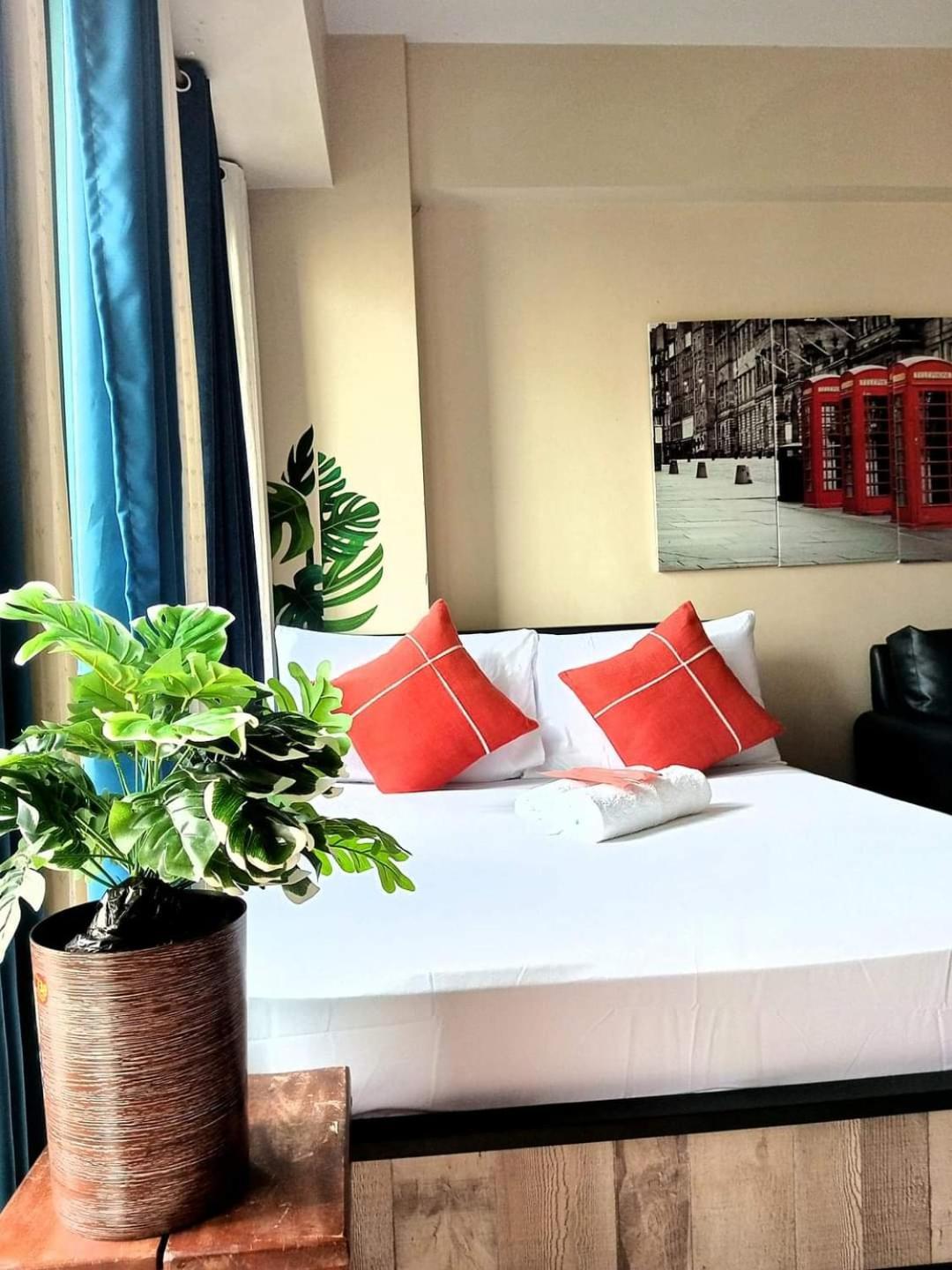 The Palm Tree Condotel Manila Airport 외부 사진